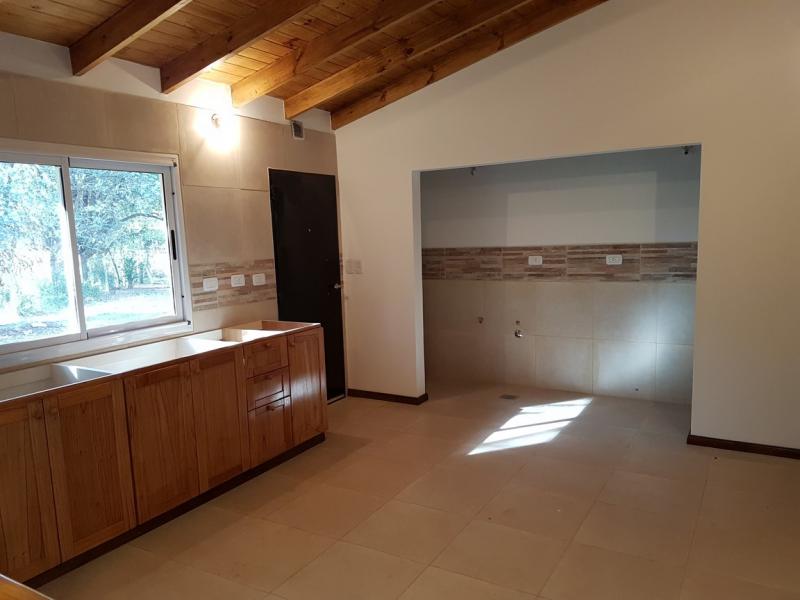Manés Propiedades Casa a estrenar en el barrio cerrado EUCALIPTUS PILAR (ZONA: Golfer’s CC, Marinas Del Pilar, Rocíos, Palmares, La Emilia, La reserva.)  , sobre una planta: living, cocina, lavadero, dormitorio principal en suite con vestidor, dos dormitorios más con otro baño completo, lote 940 metros, superficie cubierta 130 metros, superficie semicubierta 40 metros. 
SIN EXPENSAS
U$S150.000.
