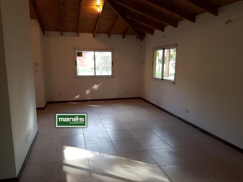 Manés Propiedades Casa a estrenar en el barrio cerrado EUCALIPTUS PILAR (ZONA: Golfer’s CC, Marinas Del Pilar, Rocíos, Palmares, La Emilia, La reserva.)  , sobre una planta: living, cocina, lavadero, dormitorio principal en suite con vestidor, dos dormitorios más con otro baño completo, lote 940 metros, superficie cubierta 130 metros, superficie semicubierta 40 metros. 
SIN EXPENSAS
U$S150.000.
